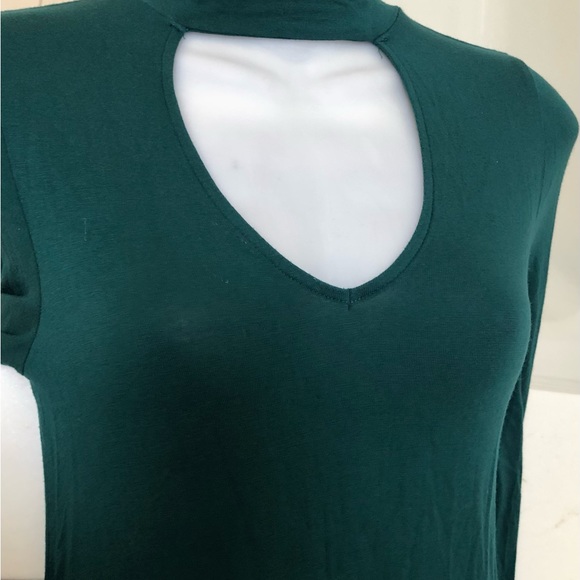 EXPRESS Hunter green Dress sz XS. Long sleeve Lightweight EUC - Picture 4 of 5